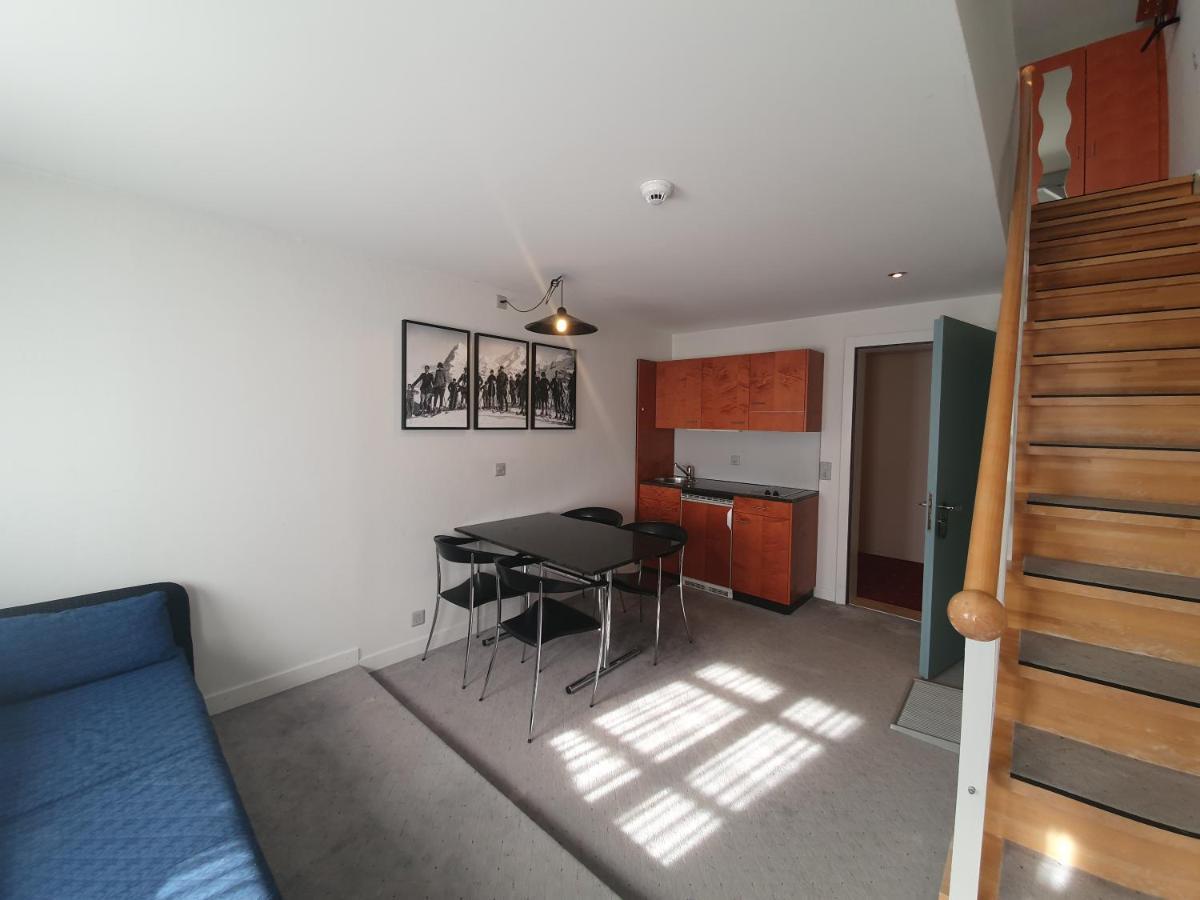 Pop-Up Lodge Muerren ヴェンゲン エクステリア 写真